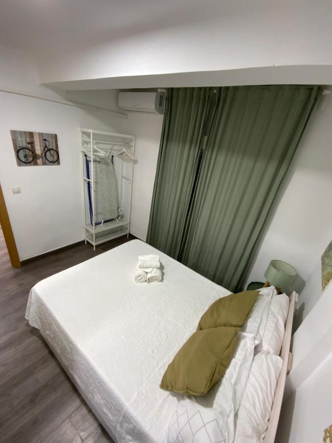 Mendoza Apartamentos Malaga Zewnętrze zdjęcie